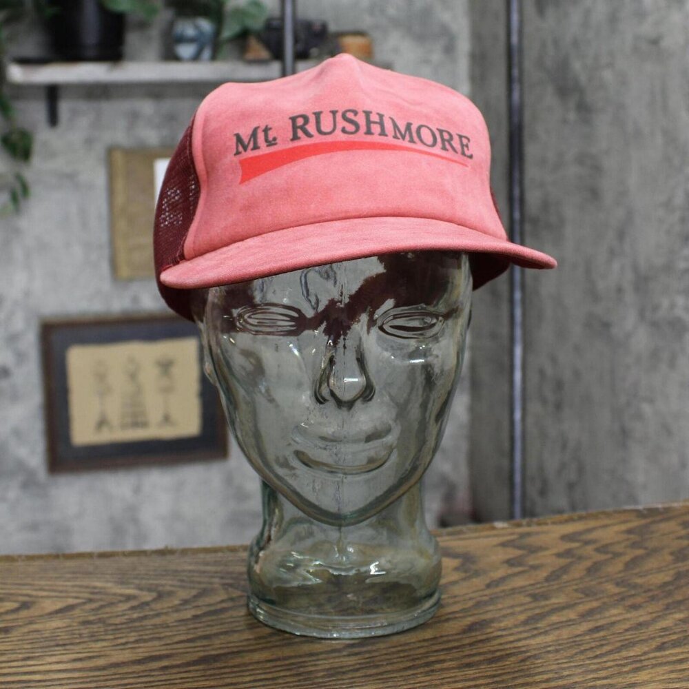NEW Idea Mens Vintage Mt. Rushmore Suede Snapback Trucker Cap Hat Red OS
